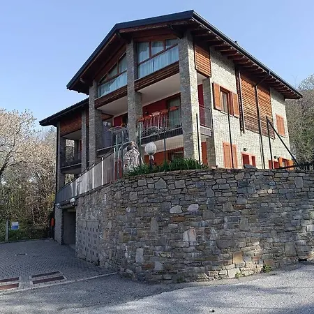 Resicence Solare Con Piscina 2 Sueglio