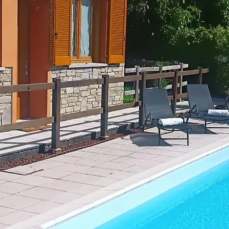 Resicence Solare Con Piscina 2 Apartament