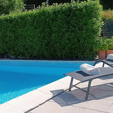 Apartament Resicence Solare Con Piscina 2