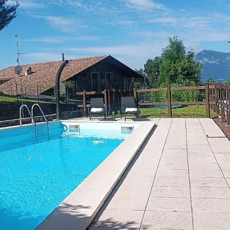 Resicence Solare Con Piscina 2 * Sueglio